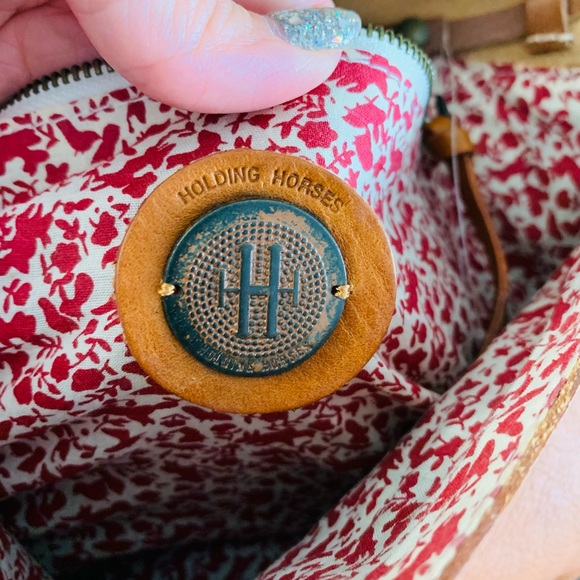 HANDBAG ANTHROPOLOGIE LEATHER BROWN HOLDING HORSES FLAP OVER CROSSBODY - Picture 7 of 8